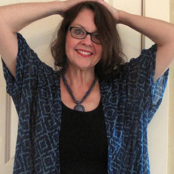 Meet your Posher, Deborah - Picture 1 of 1